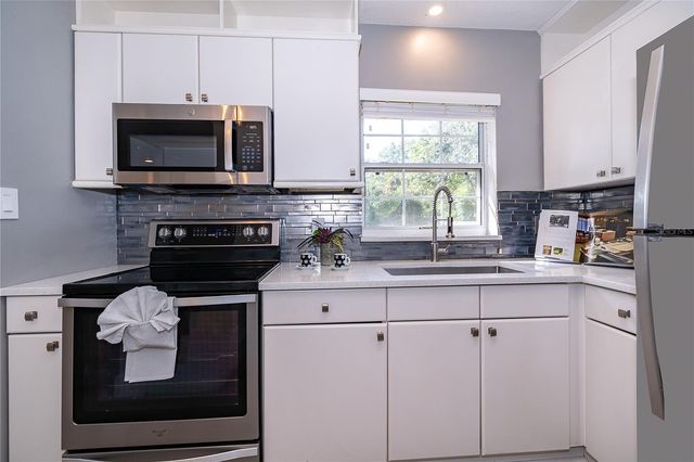 1024 CANOVIA AVENUE, Orlando, FL 32804