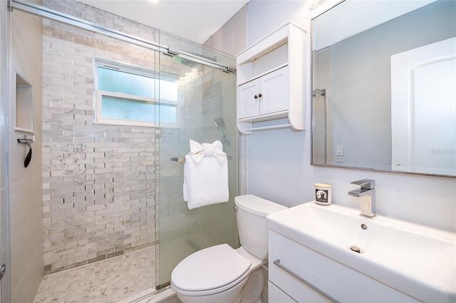 1024 CANOVIA AVENUE, Orlando, FL 32804