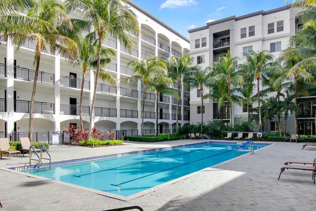 1690 Renaissance Commons Boulevard, Boynton Beach, FL 33426