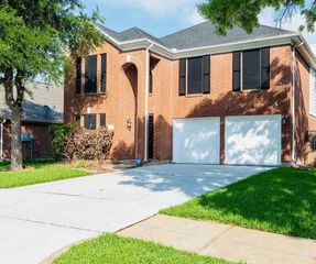 2005 Village Park Drive, Missouri City, TX 77489