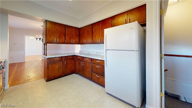 1457 Hocking Road, Little Hocking, OH 45742