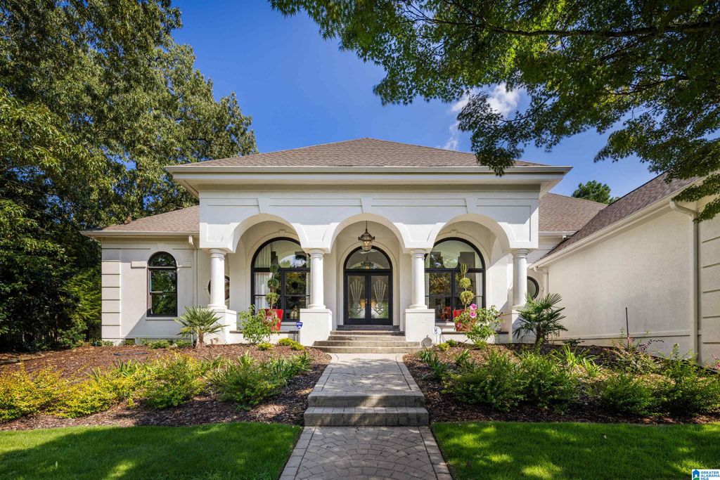 3525 SHANDWICK PLACE, Hoover, AL 35242