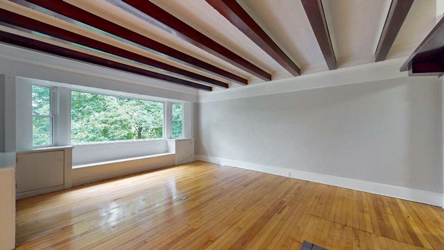 54 Beeching St Left, Worcester, MA 01602
