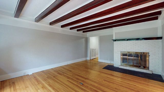 54 Beeching St Left, Worcester, MA 01602