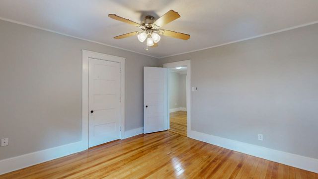 54 Beeching St Left, Worcester, MA 01602