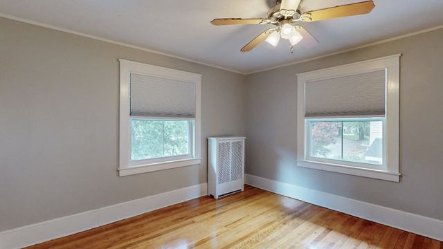 54 Beeching St Left, Worcester, MA 01602