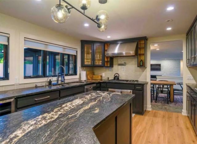 220 Thackery Road, Brighton, NY 14610