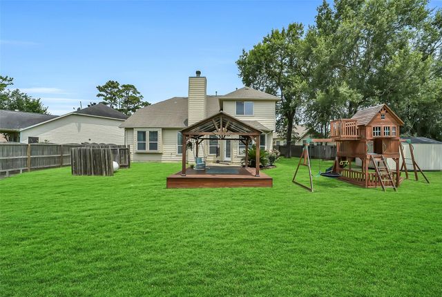 16806 Harbor Mist Court, Crosby, TX 77532
