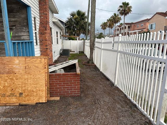 138 12TH Avenue S, Jacksonville Beach, FL 32250