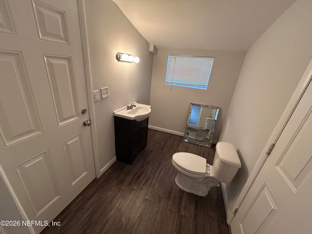 138 12TH Avenue S, Jacksonville Beach, FL 32250