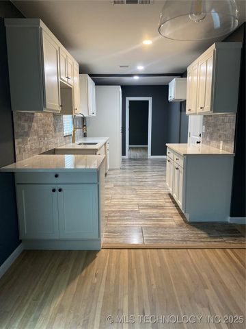 516 E 45th Place North, Tulsa, OK 74106