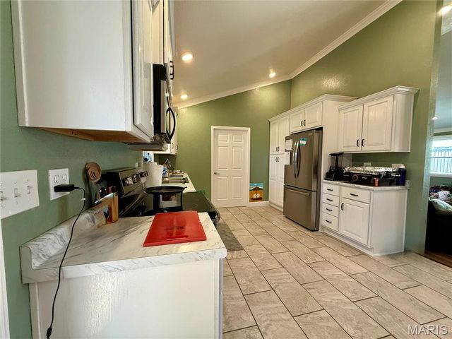 2801 Bedoll Avenue, Poplar Bluff, MO 63901