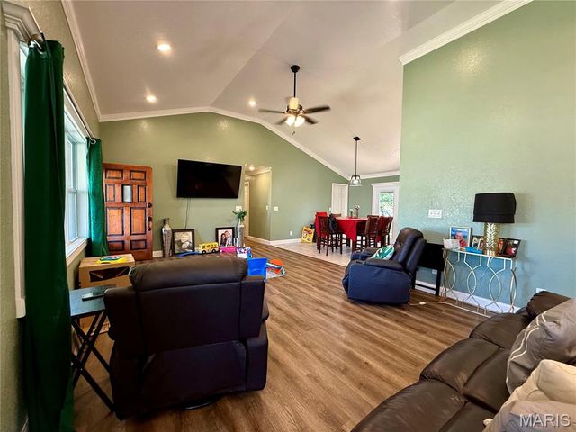 2801 Bedoll Avenue, Poplar Bluff, MO 63901