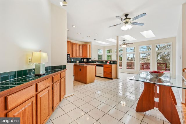 5 DRISCOLL CT, Gaithersburg, MD 20878