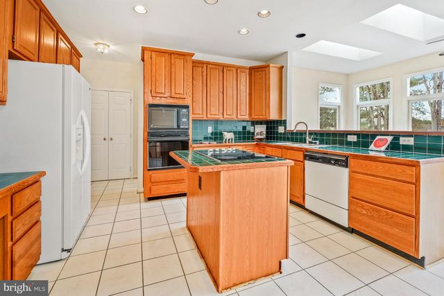 5 DRISCOLL CT, Gaithersburg, MD 20878