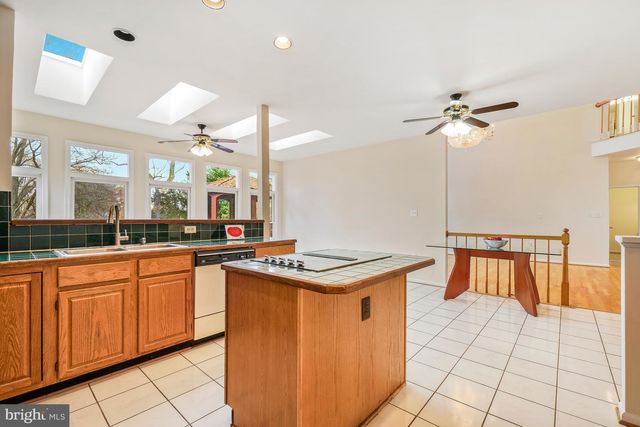 5 DRISCOLL CT, Gaithersburg, MD 20878