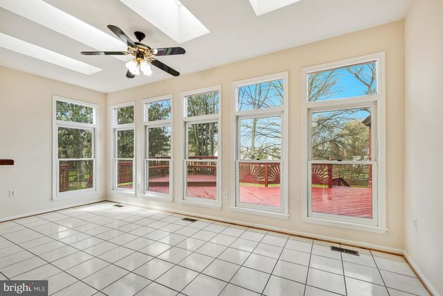 5 DRISCOLL CT, Gaithersburg, MD 20878