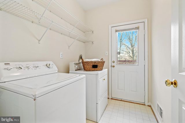 5 DRISCOLL CT, Gaithersburg, MD 20878