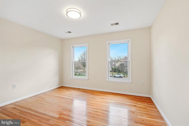 5 DRISCOLL CT, Gaithersburg, MD 20878