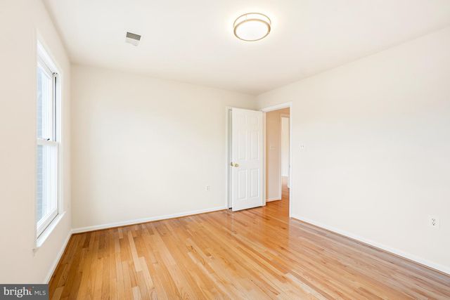 5 DRISCOLL CT, Gaithersburg, MD 20878