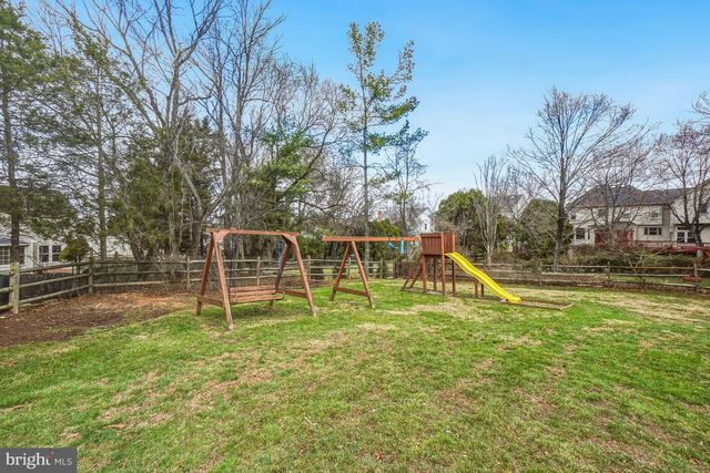 5 DRISCOLL CT, Gaithersburg, MD 20878