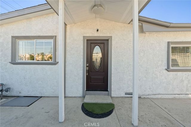 13533 Terra Bella, Pacoima, CA 91331