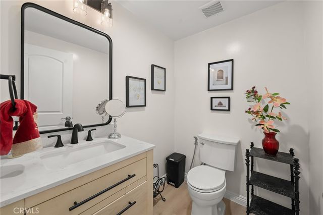 13533 Terra Bella, Pacoima, CA 91331