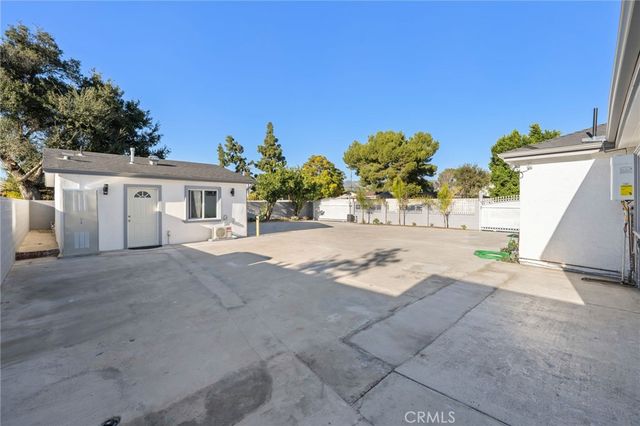 13533 Terra Bella, Pacoima, CA 91331