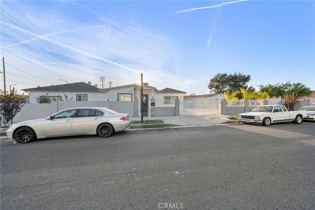 13533 Terra Bella, Pacoima, CA 91331