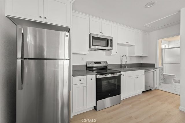 13533 Terra Bella, Pacoima, CA 91331