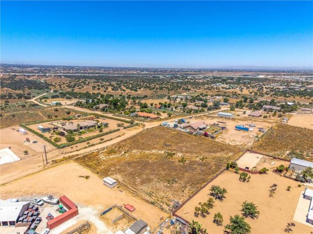 6589 Fremontia, Oak Hills, CA 92344