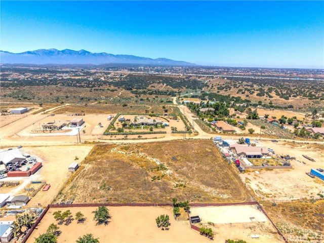 6589 Fremontia, Oak Hills, CA 92344