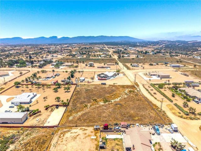 6589 Fremontia, Oak Hills, CA 92344