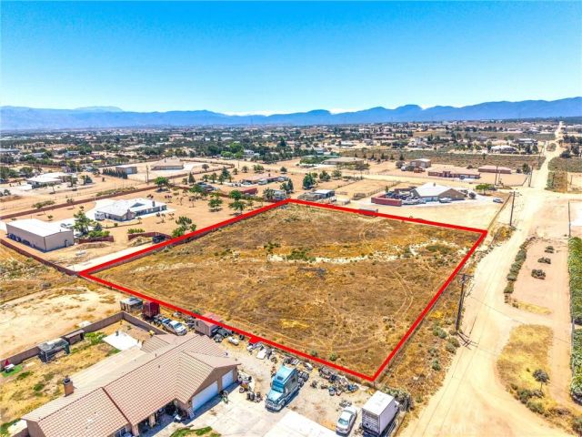 6589 Fremontia, Oak Hills, CA 92344