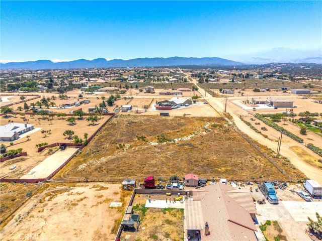 6589 Fremontia, Oak Hills, CA 92344