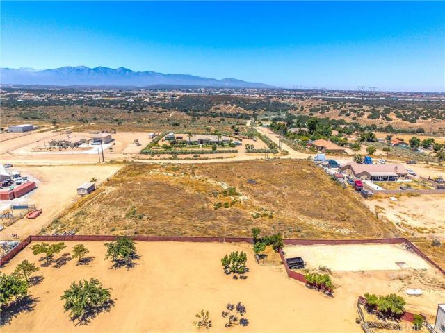 6589 Fremontia, Oak Hills, CA 92344