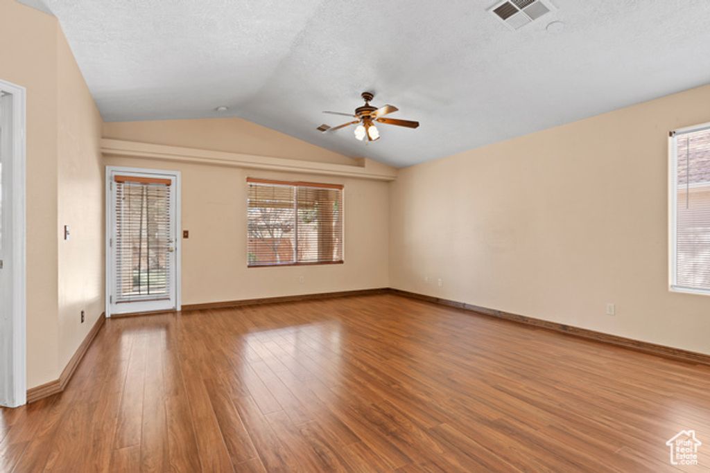 Image 17 of property listing at 2356 S 770 W, Hurricane, UT 84737