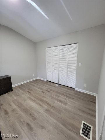 412 Jefferson Street, Elyria, OH 44035