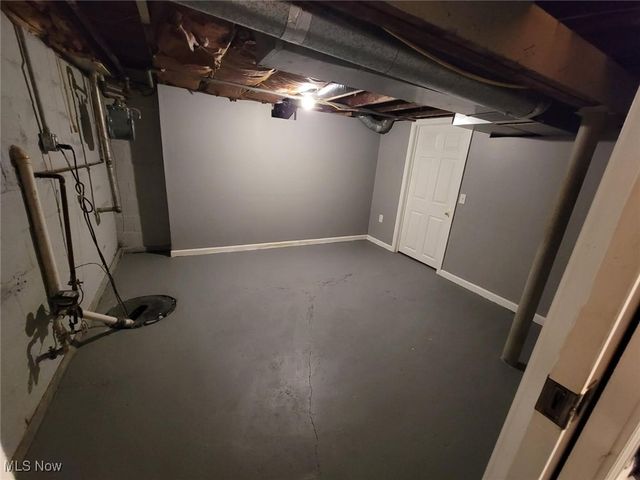 412 Jefferson Street, Elyria, OH 44035