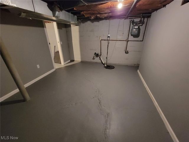 412 Jefferson Street, Elyria, OH 44035