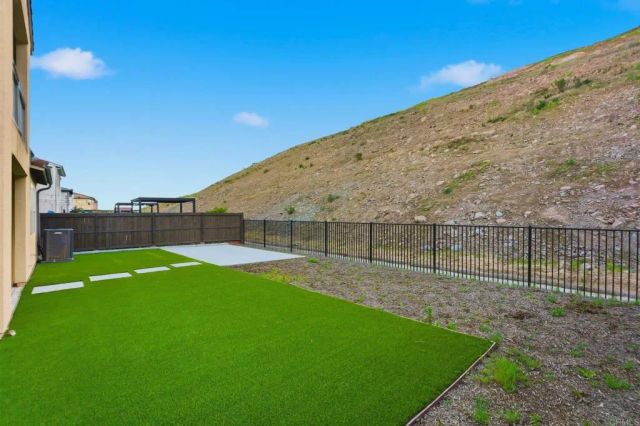 2204 Paseo Levanten, Chula Vista, CA 91913