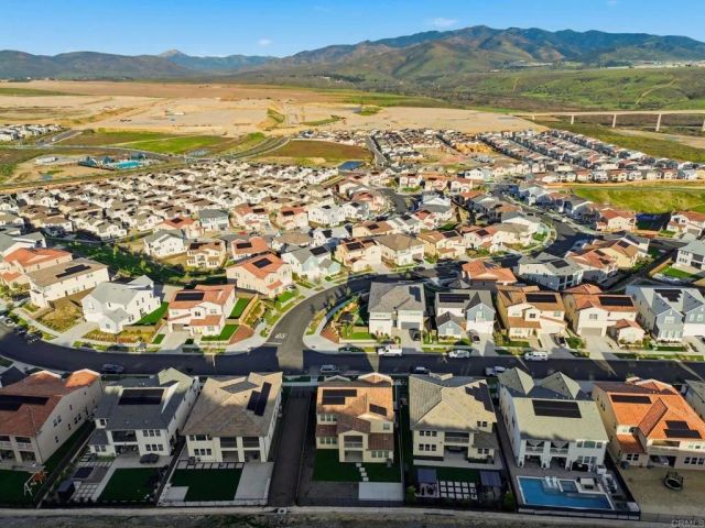 2204 Paseo Levanten, Chula Vista, CA 91913