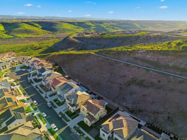 2204 Paseo Levanten, Chula Vista, CA 91913