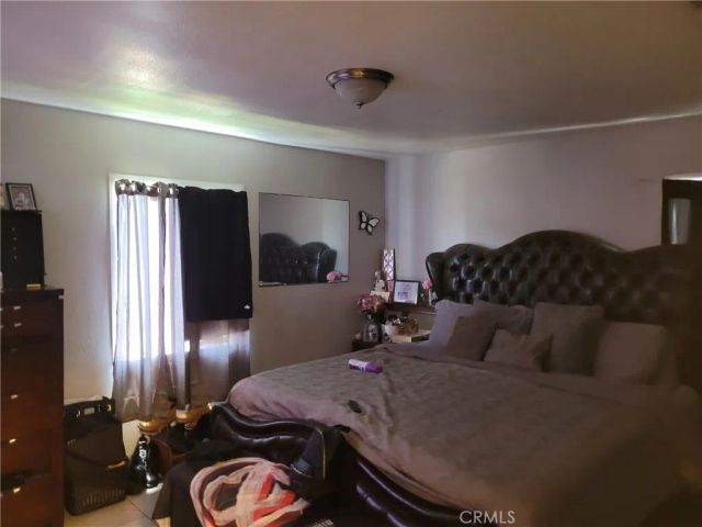 17746 Merrill, Fontana, CA 92335