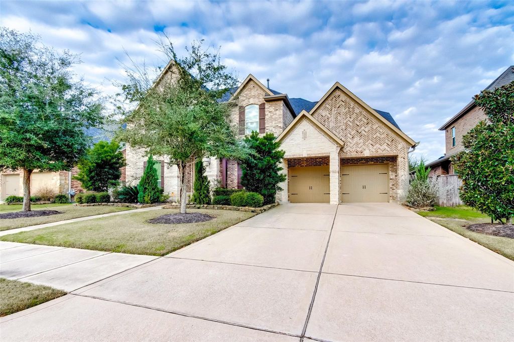 10307 Latta Creek Drive, Katy, TX 77494