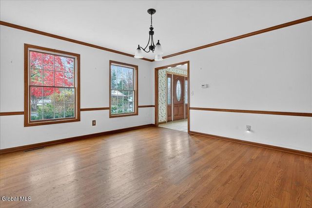 3067 New Williamsburg Drive, Guilderland, NY 12303