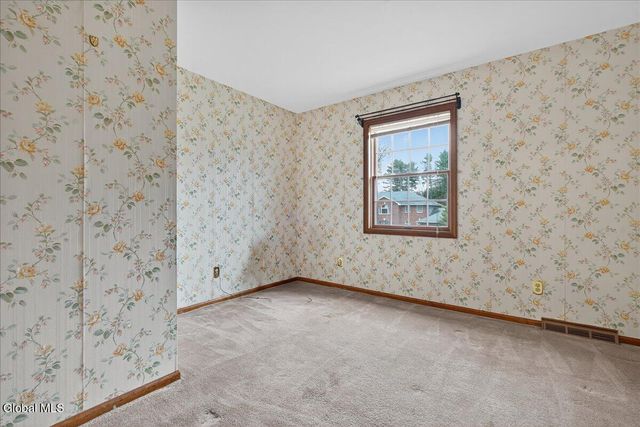 3067 New Williamsburg Drive, Guilderland, NY 12303