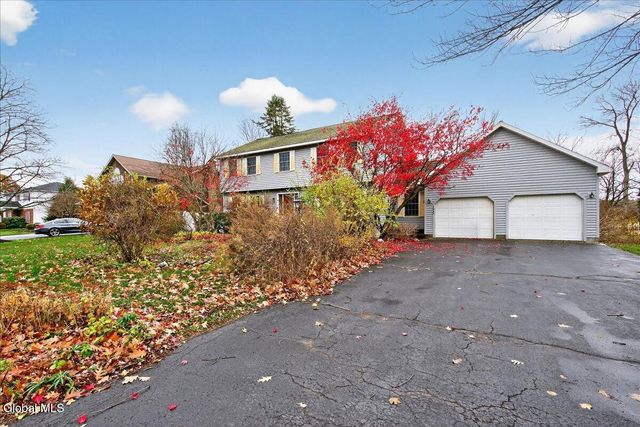 3067 New Williamsburg Drive, Guilderland, NY 12303