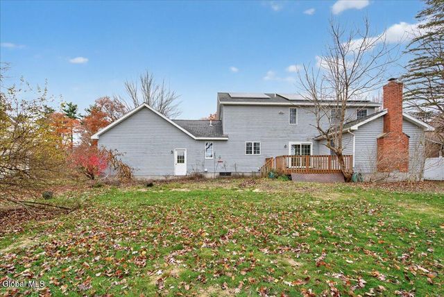 3067 New Williamsburg Drive, Guilderland, NY 12303