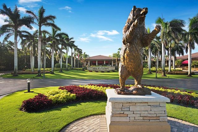 830 Club Drive, Palm Beach Gardens, FL 33418